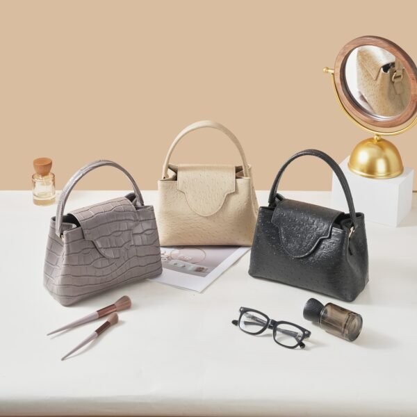 Glamorous by Ghafa Collection props