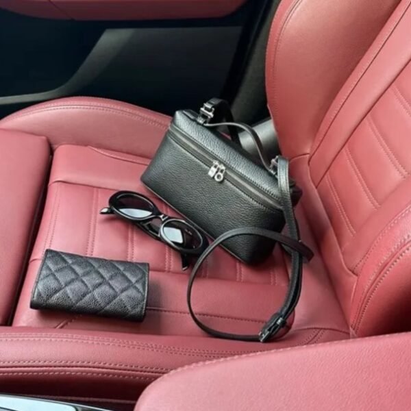 Timeless Handbag by Ghafa