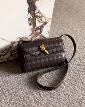 Tulip by Ghafa handbag