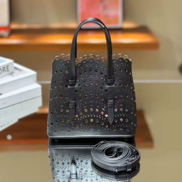 Waves handbag by Ghafa