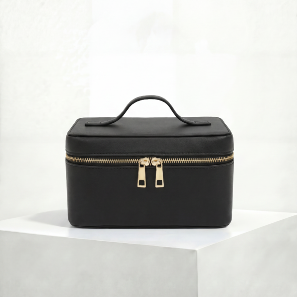Breeq by Ghafa - Black, Product Main Image