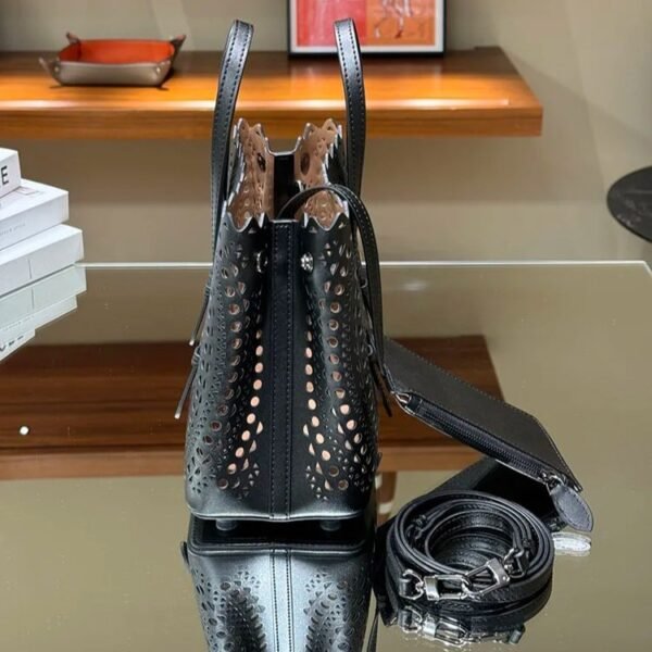 Circles by Ghafa 20cm