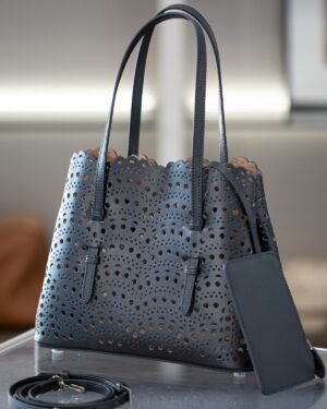 Swipes Handbag by Ghafa