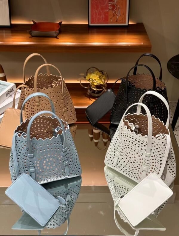 Circles by Ghafa 20cm