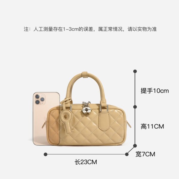 Fiorella by Ghafa, Genuine leather handbag with charm key shaped